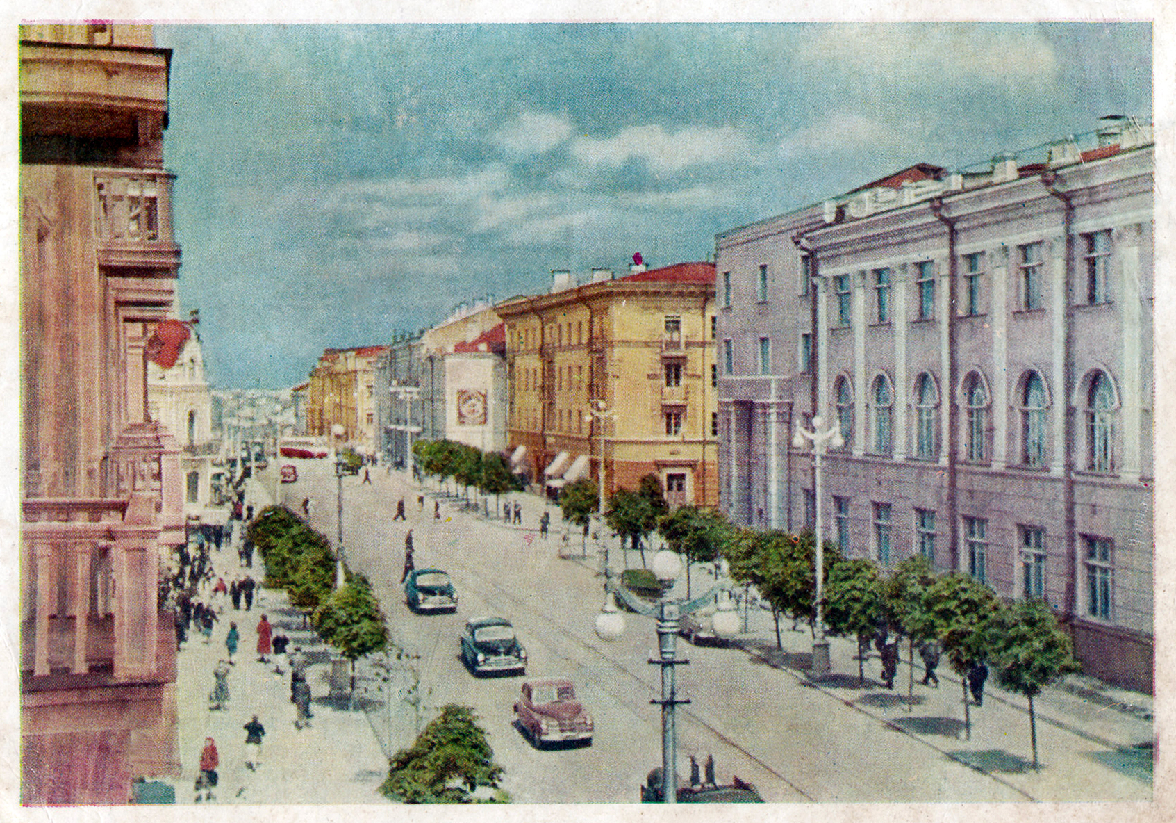 Вид на улицу Большая Советская в послевоенные годы